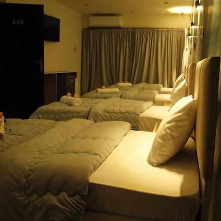 Metropolitano Hotel Kairo Bagian luar foto