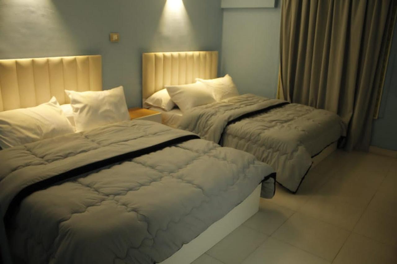 Metropolitano Hotel Kairo Bagian luar foto